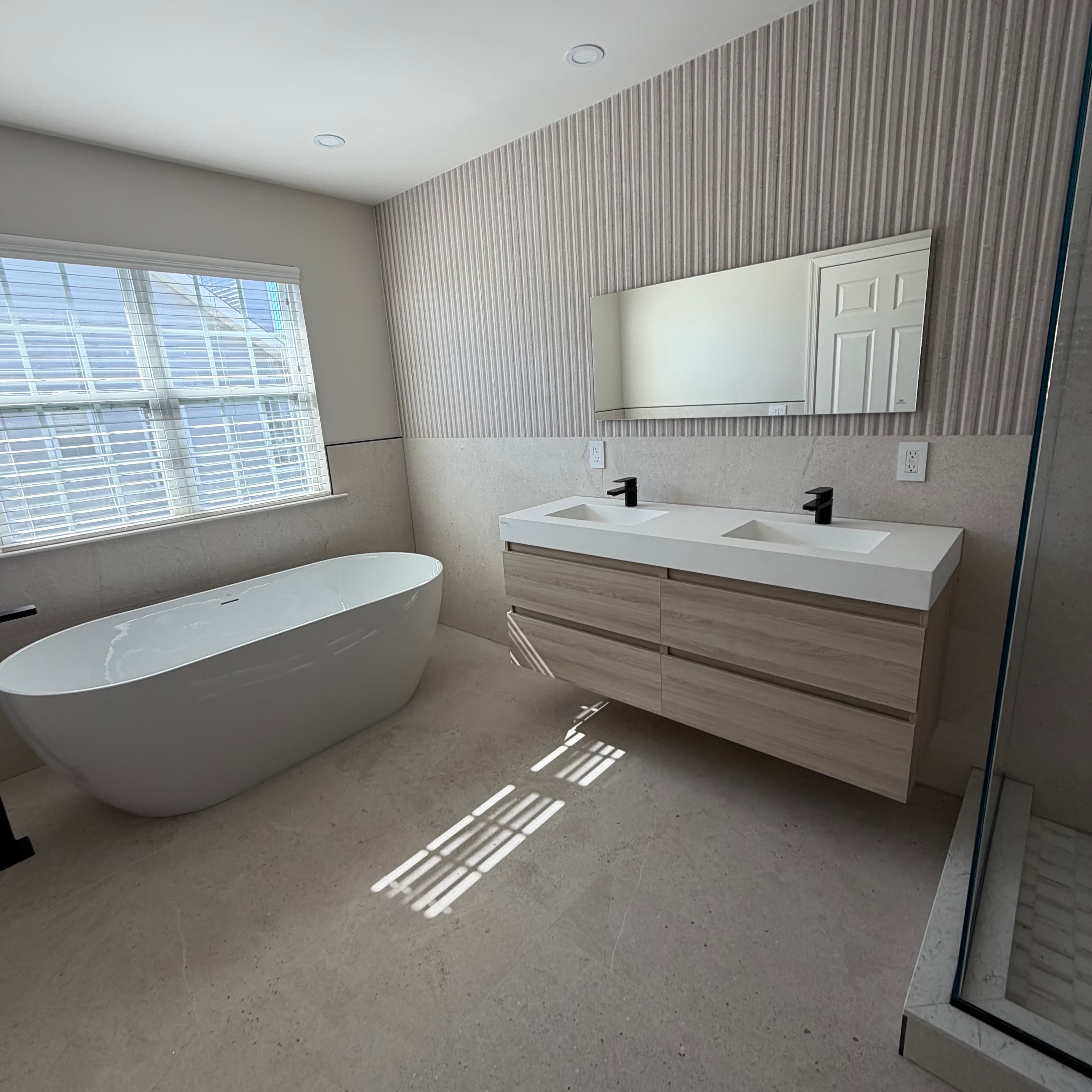 Classic Elegance Ensuite - Photo 5
