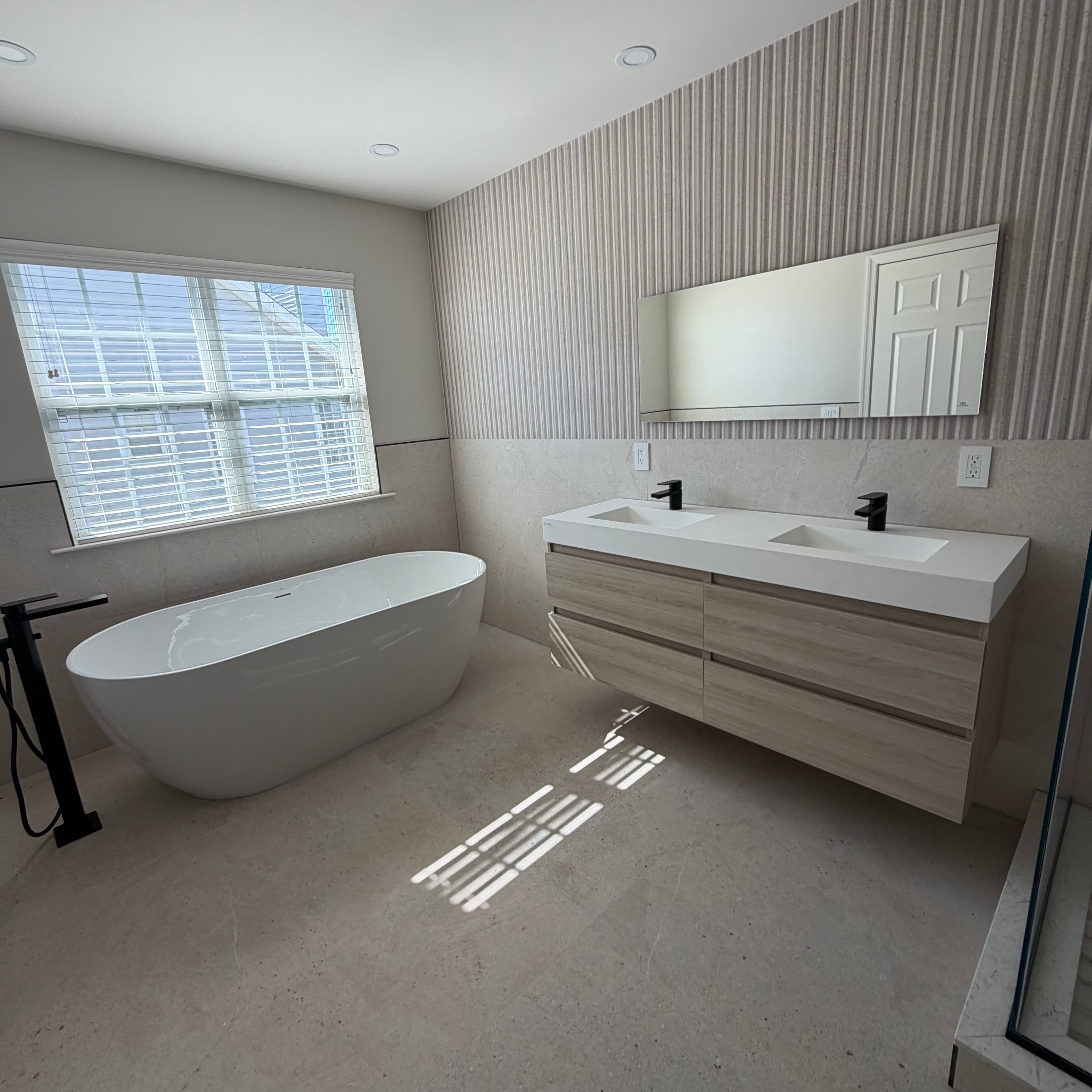 Classic Elegance Ensuite - Photo 6